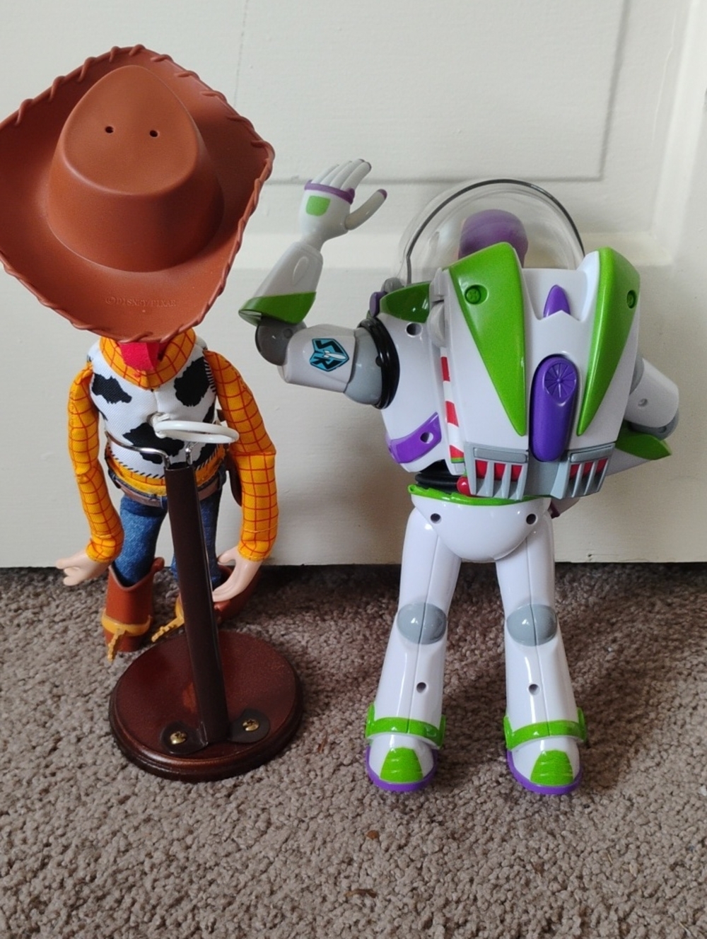 Toy Story Woody Buzz Light Year Figures Talking Disney Pixar - Picture 2 of 6